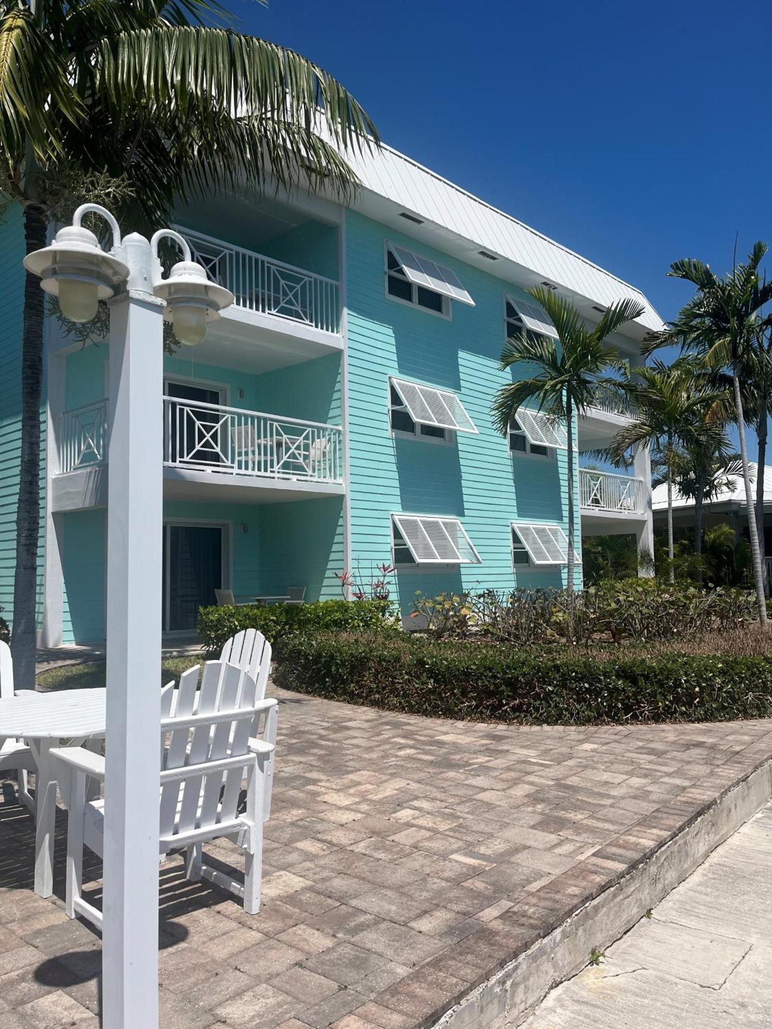 Dolphin Cove (Adults Only) Freeport Exterior foto